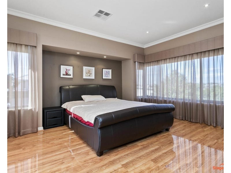 12 Bateman Road, Mount Pleasant WA 6153