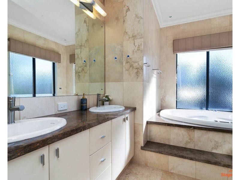 12 Bateman Road, Mount Pleasant WA 6153