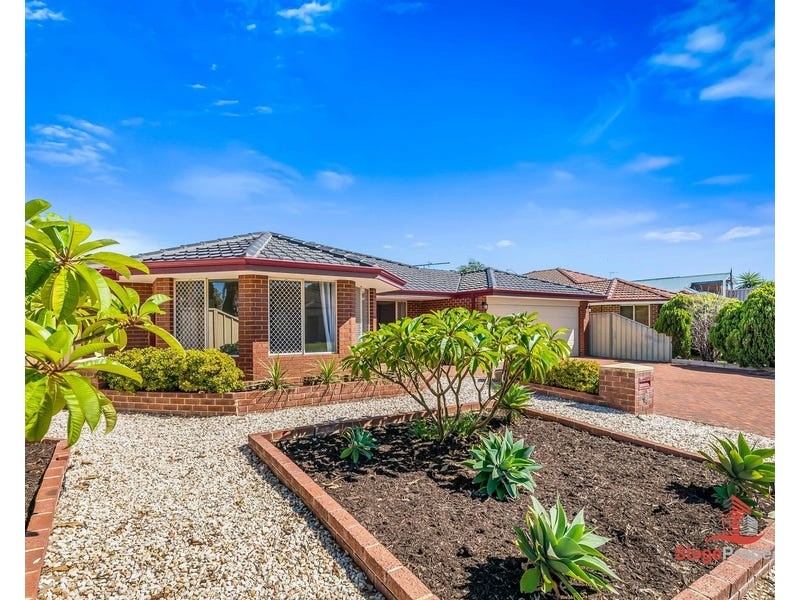 18 Lakehurst Way, Atwell WA 6164