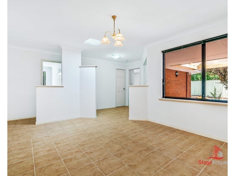 14 Gentle Circle, South Guildford WA 6055
