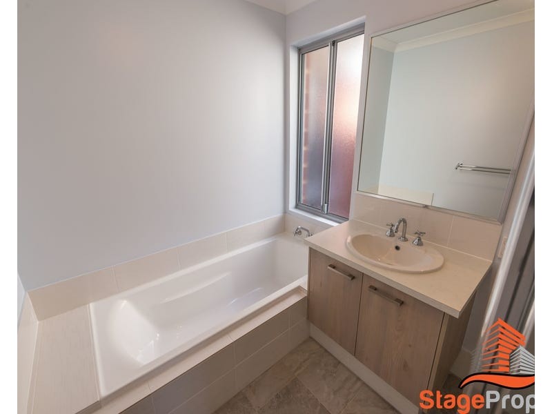 34 Lamboo Road, Harrisdale WA 6112