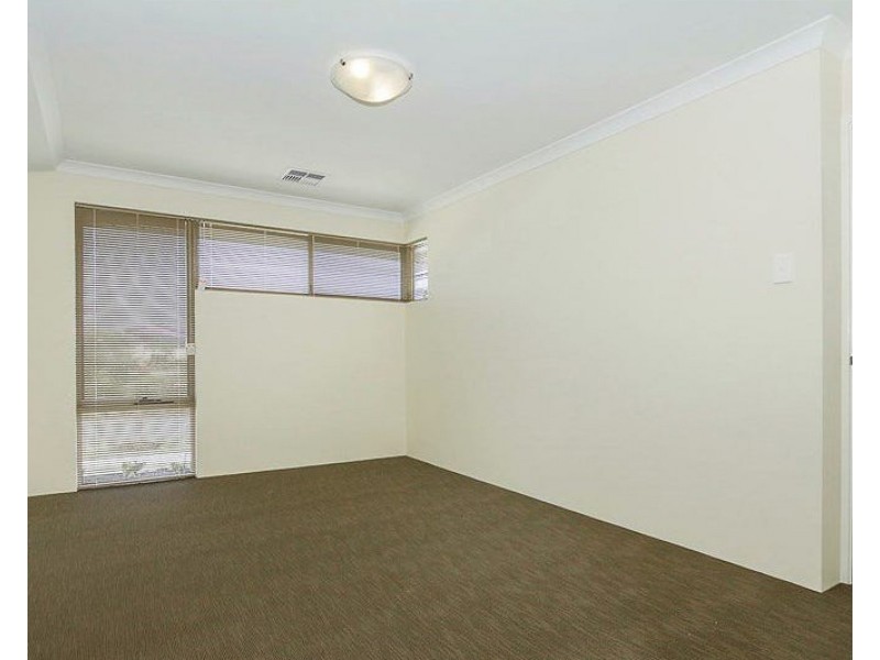 10 Gypsum Avenue, Harrisdale WA 6112