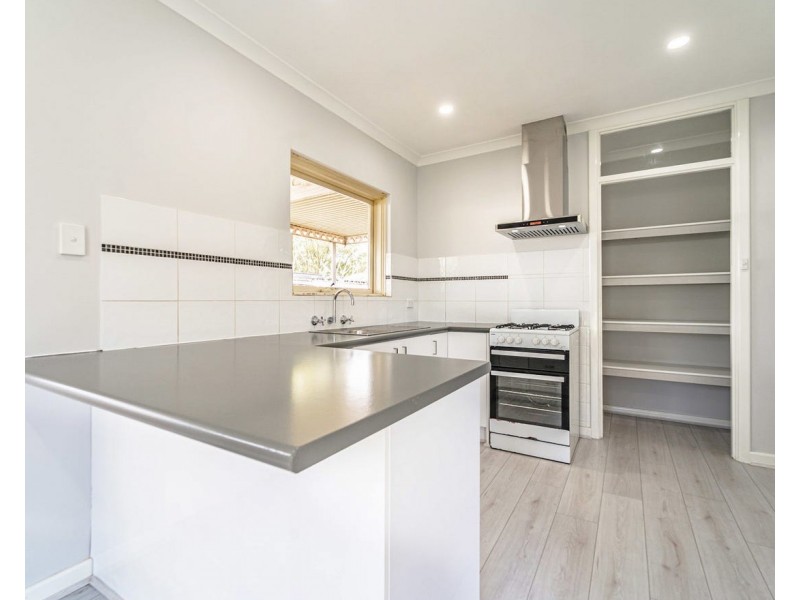 21 Clark Way, Orelia WA 6167