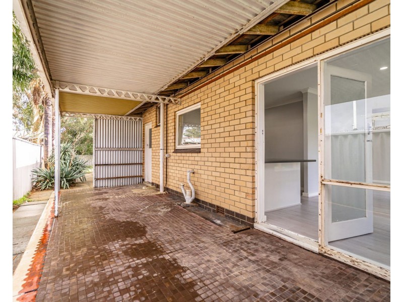 21 Clark Way, Orelia WA 6167