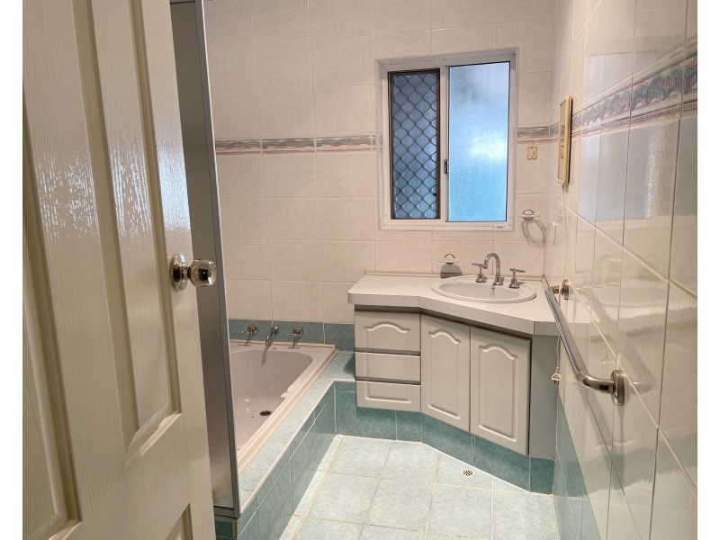 47 Pace Road, Medina WA 6167