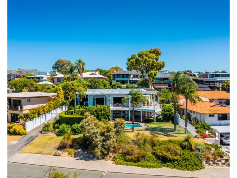 7 Salter Point Parade, Salter Point WA 6152