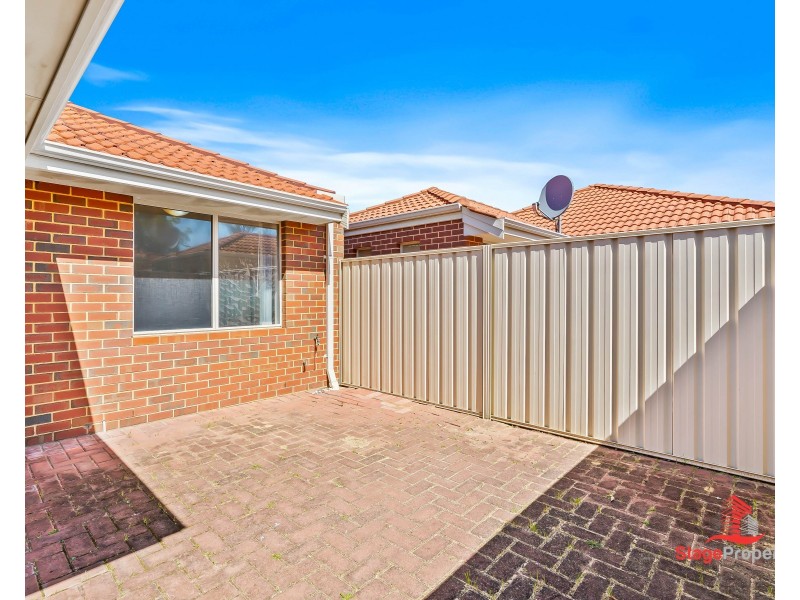 2/27 Bickley Road, Cannington WA 6107