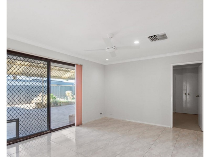 62 Endeavour Avenue, Bull Creek WA 6149