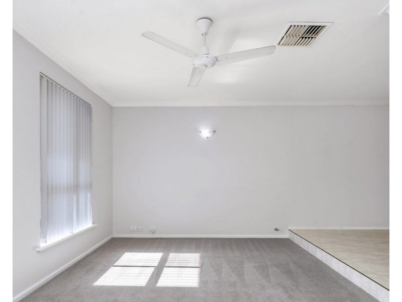 62 Endeavour Avenue, Bull Creek WA 6149