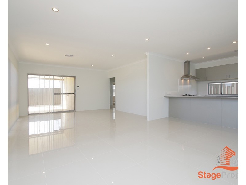 5 Sovite Road, Piara Waters WA 6112