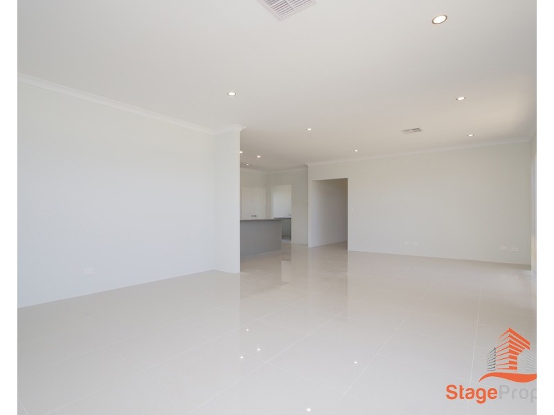 5 Sovite Road, Piara Waters WA 6112