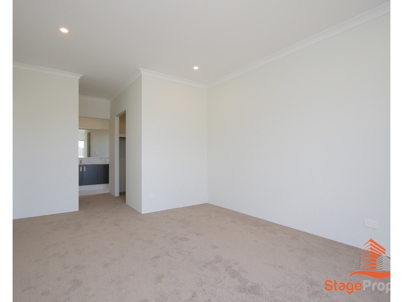 5 Sovite Road, Piara Waters WA 6112