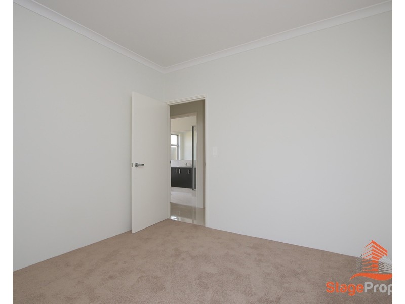 5 Sovite Road, Piara Waters WA 6112