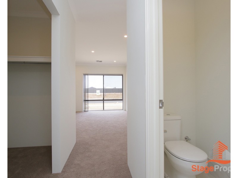 5 Sovite Road, Piara Waters WA 6112