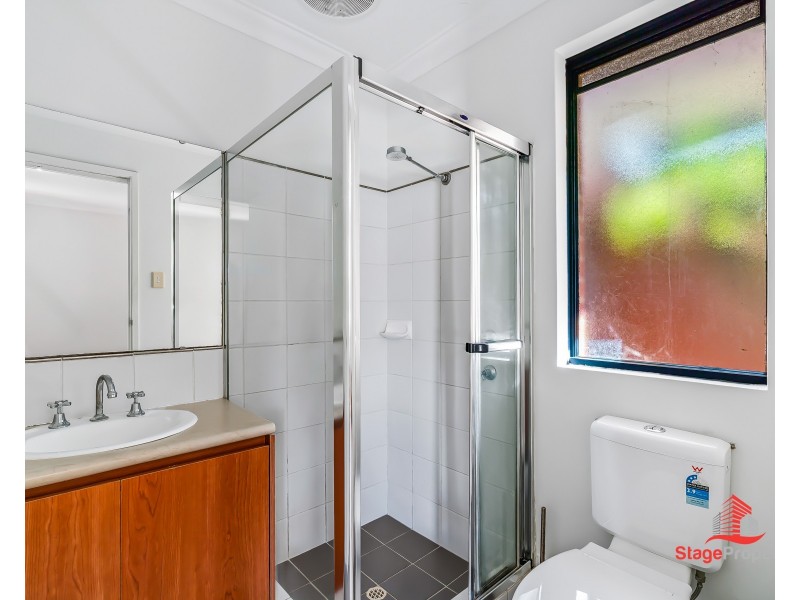 4/147-149 Sevenoaks Street, Cannington WA 6107