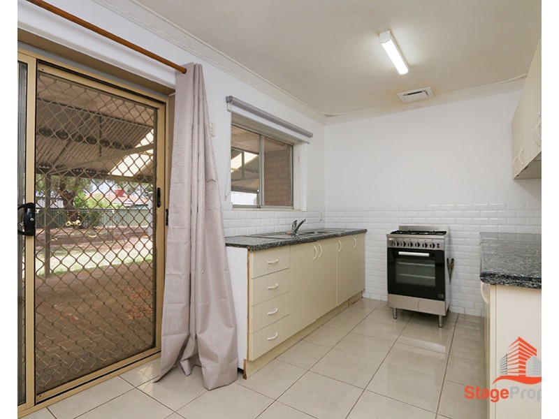 43 Nye Way, Orelia WA 6167