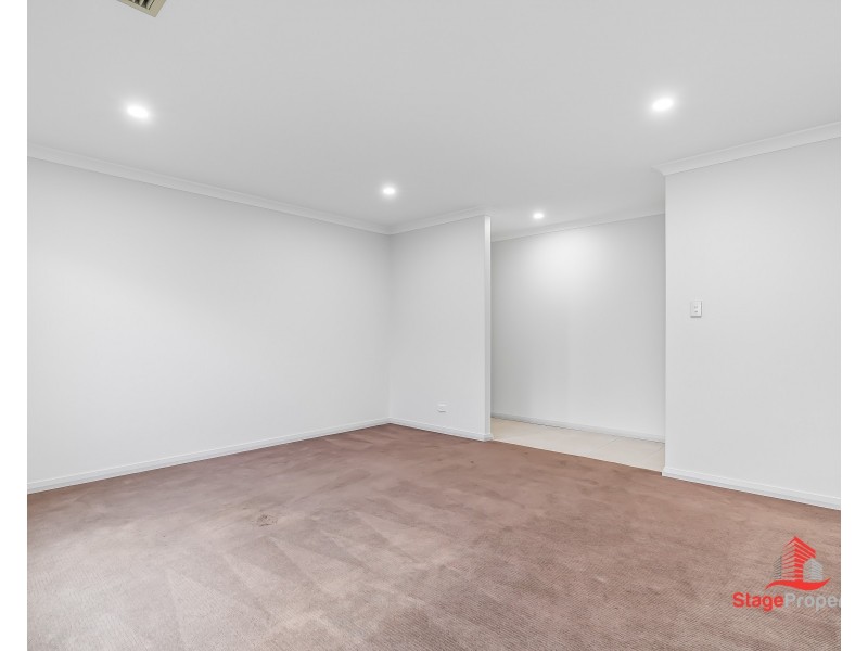 99 Kingsway, Madeley WA 6065