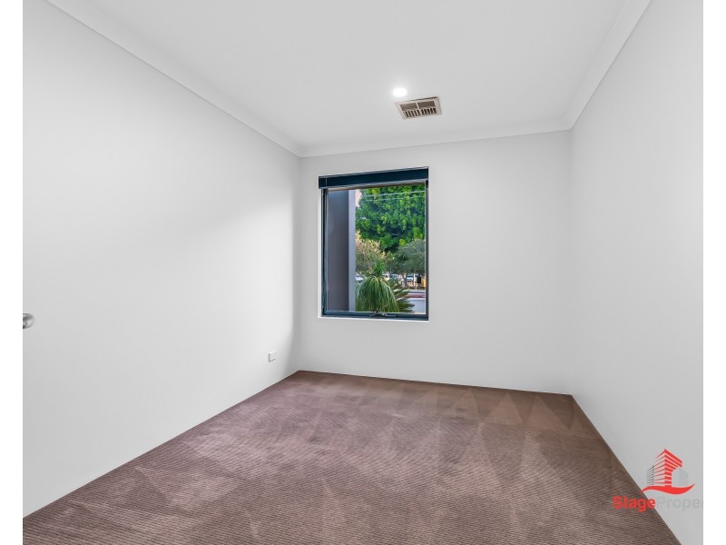 99 Kingsway, Madeley WA 6065