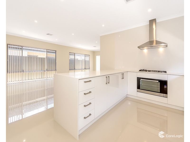 10 Greywacke Entrance, Piara Waters WA 6112