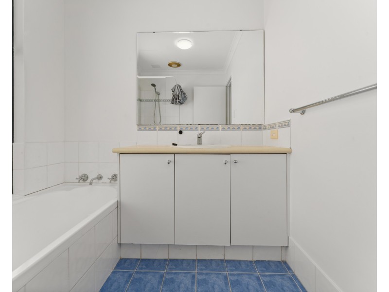 32 Elson Way, Cloverdale WA 6105