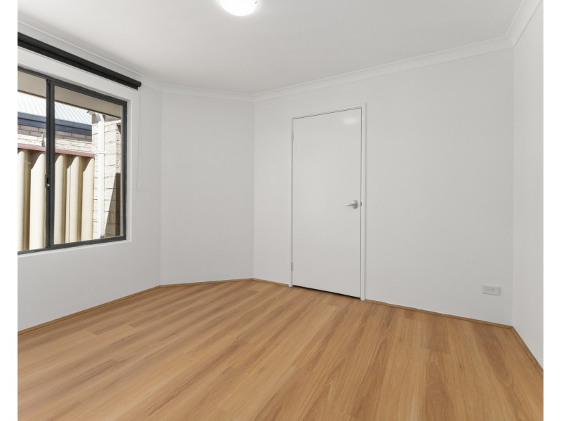 32 Elson Way, Cloverdale WA 6105