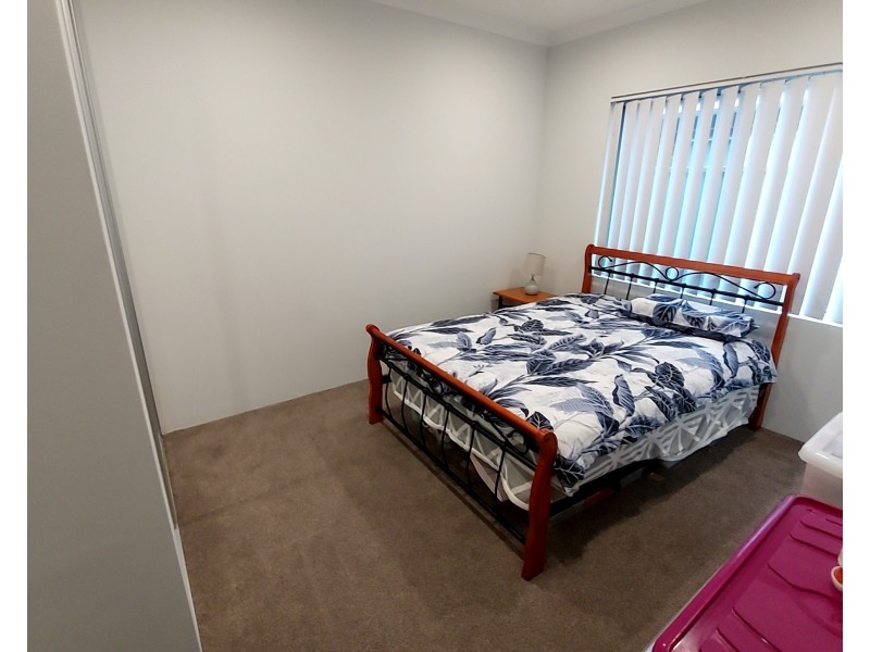 15 Greywacke Entrance, Piara Waters WA 6112
