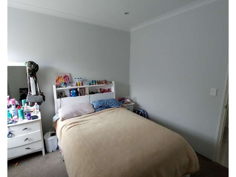 15 Greywacke Entrance, Piara Waters WA 6112