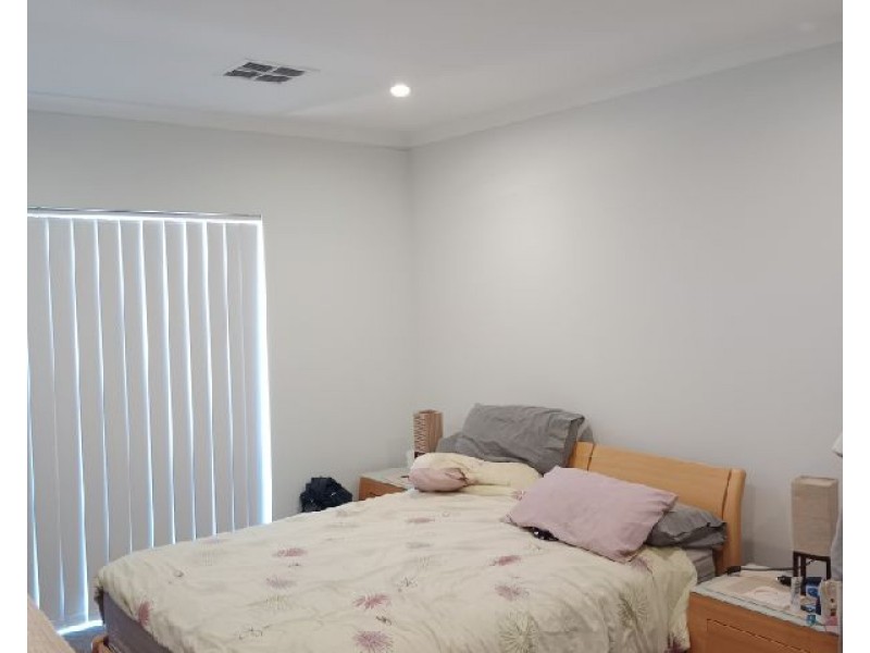 15 Greywacke Entrance, Piara Waters WA 6112