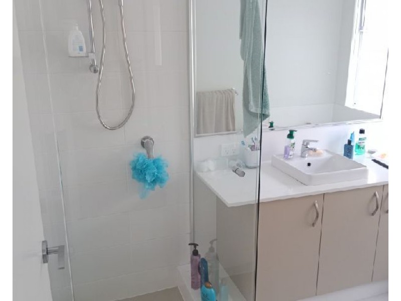 15 Greywacke Entrance, Piara Waters WA 6112