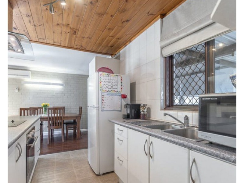 23 Anderson Way, Thornlie WA 6108