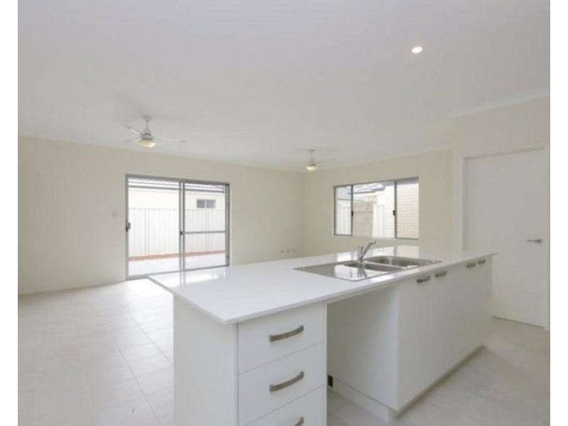 44A Morley Street, Maddington WA 6109