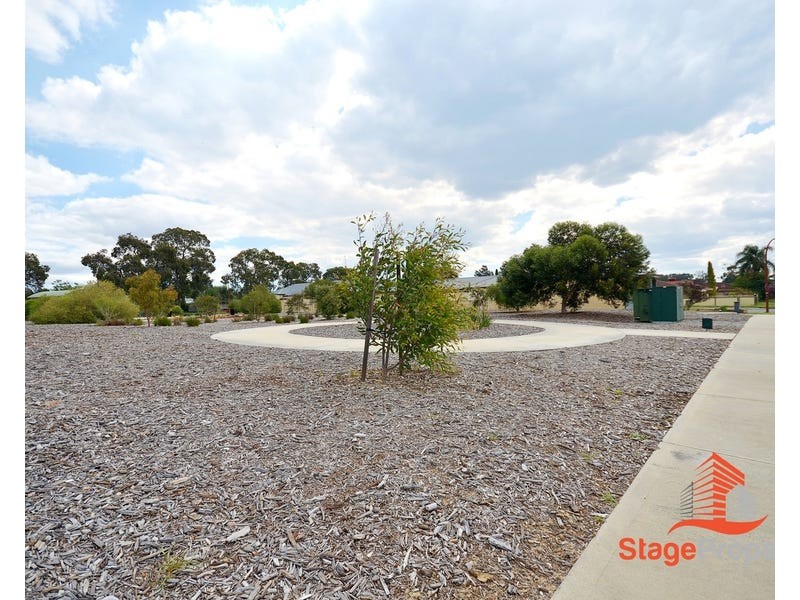 29 Cedar Way, Maddington WA 6109