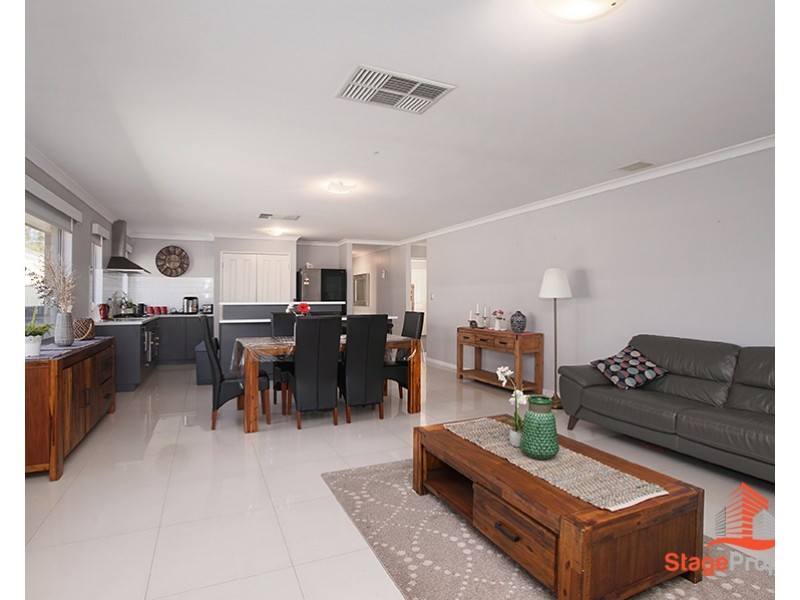 81 Barnevelder Bend, Southern River WA 6110