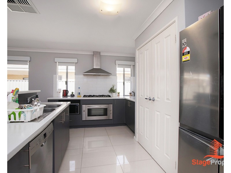 81 Barnevelder Bend, Southern River WA 6110