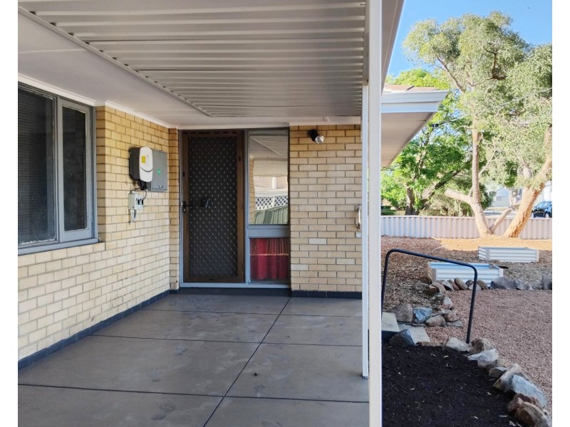 33 Hollybush Way, Kelmscott WA 6111
