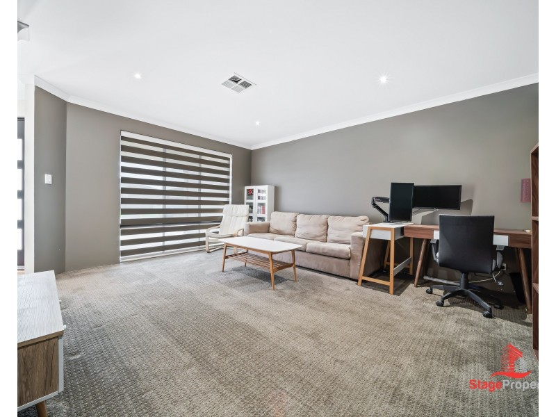 9 Flowergum Way, South Lake WA 6164
