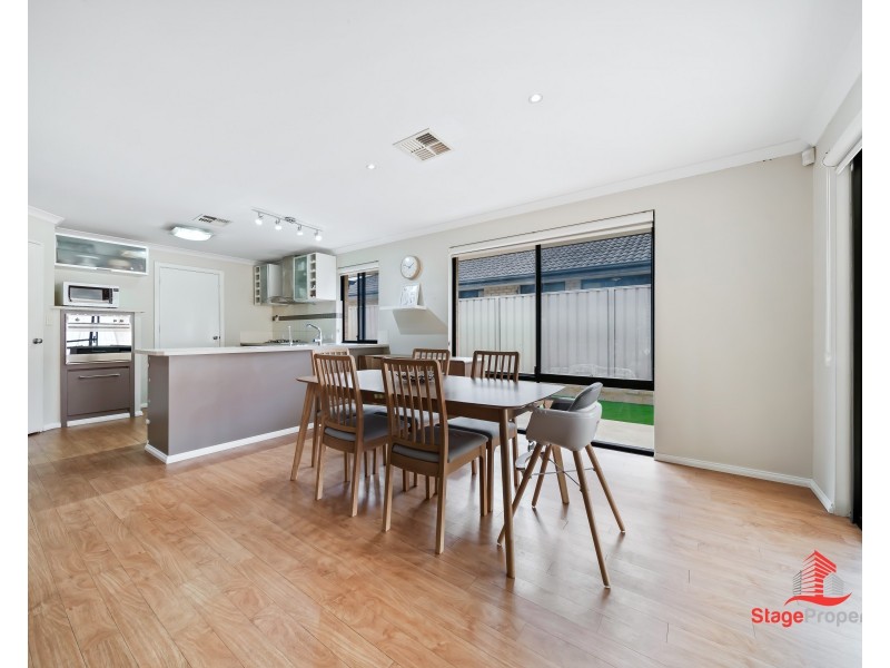 9 Flowergum Way, South Lake WA 6164