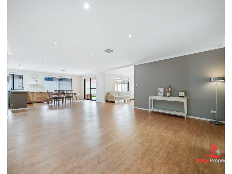 9 Flowergum Way, South Lake WA 6164
