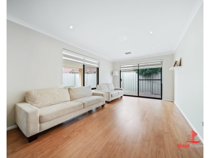 9 Flowergum Way, South Lake WA 6164