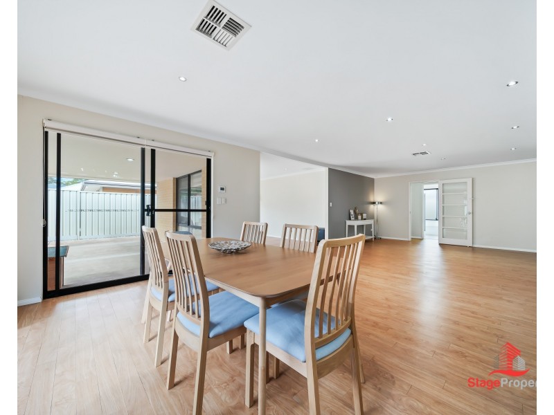 9 Flowergum Way, South Lake WA 6164