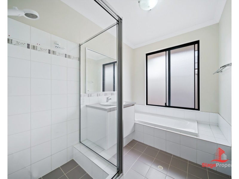 9 Flowergum Way, South Lake WA 6164