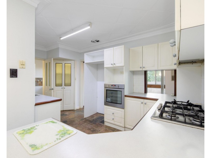 5 Denmark Way, Warwick WA 6024