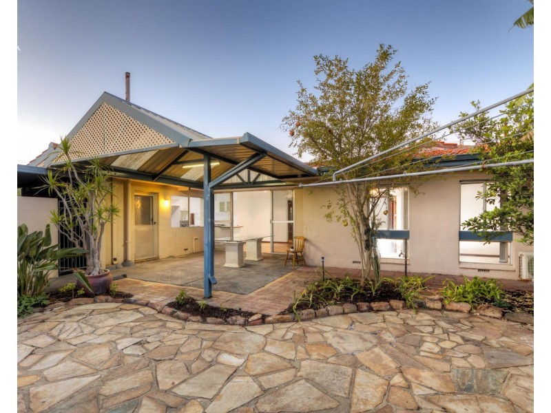 5 Denmark Way, Warwick WA 6024