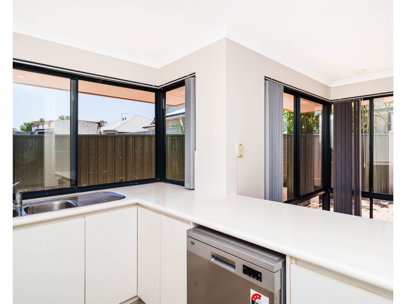 6/43A Wright Crescent, Bayswater WA 6053