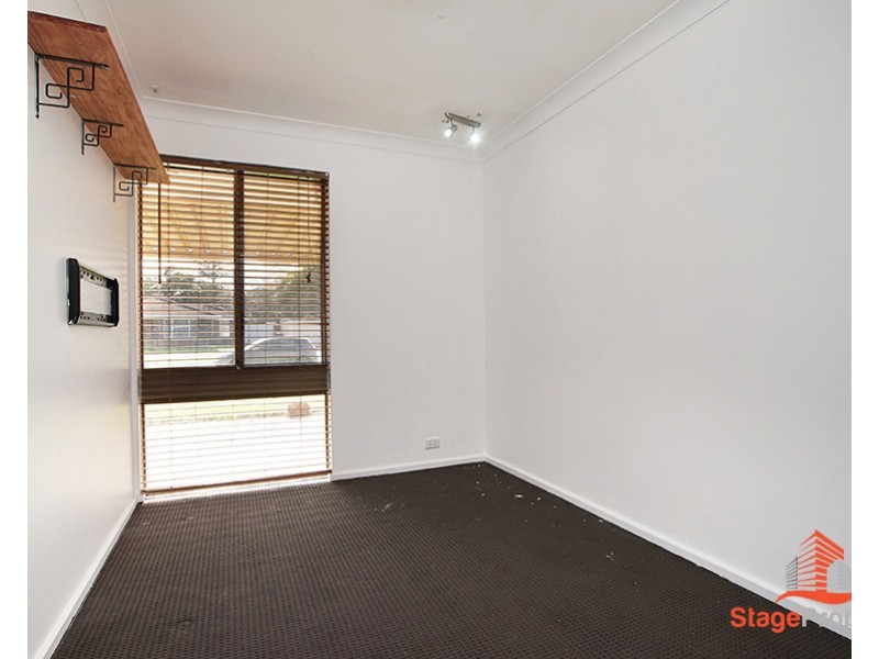 10 Beechcroft Place, Camillo WA 6111