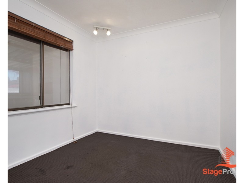 10 Beechcroft Place, Camillo WA 6111