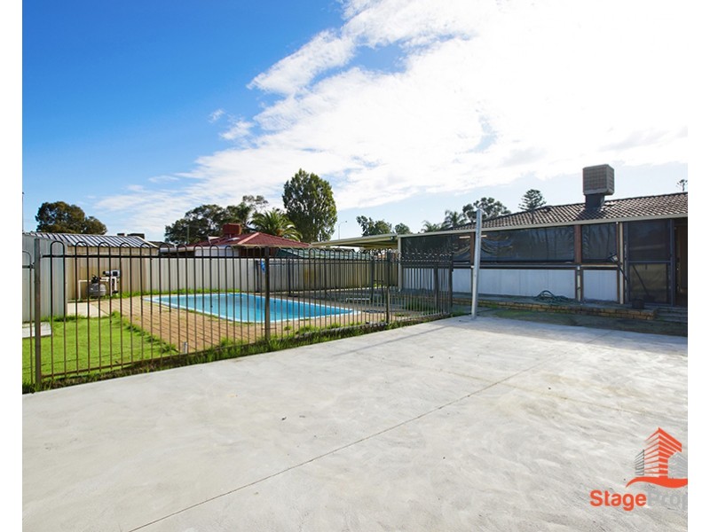 10 Beechcroft Place, Camillo WA 6111