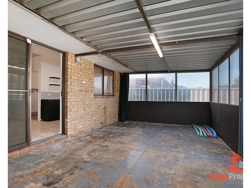 10 Beechcroft Place, Camillo WA 6111