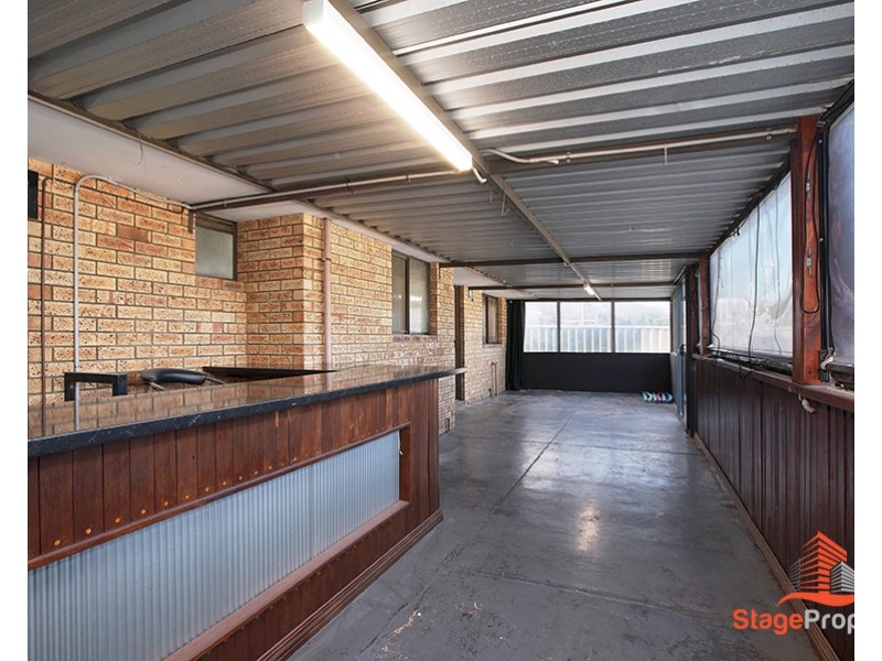 10 Beechcroft Place, Camillo WA 6111