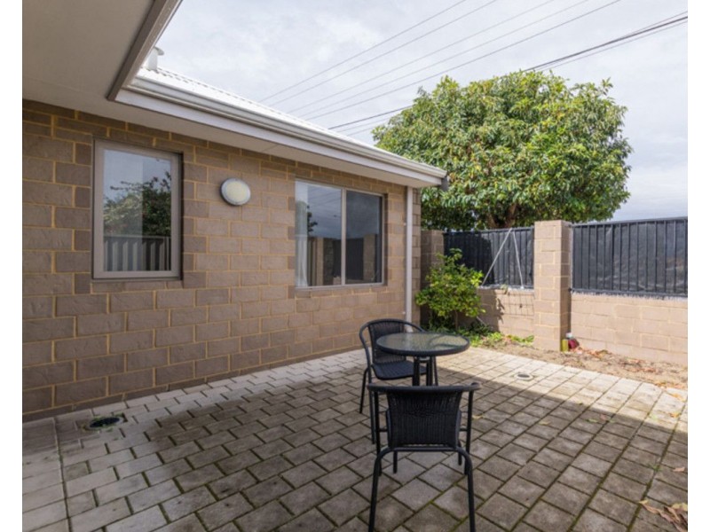1/84 Station Street, East Cannington WA 6107